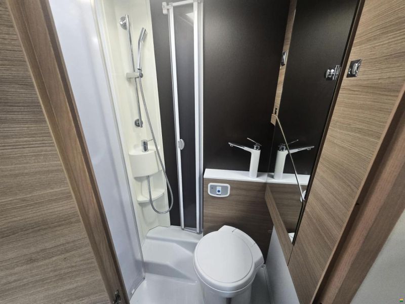 Adria COMPACT SL PLUS 2.3 MJ2 150 AUTOMAT