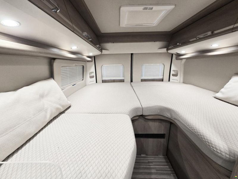 Malibu CARTHAGO VAN 640 LE RB CHARMING AUTOMAT