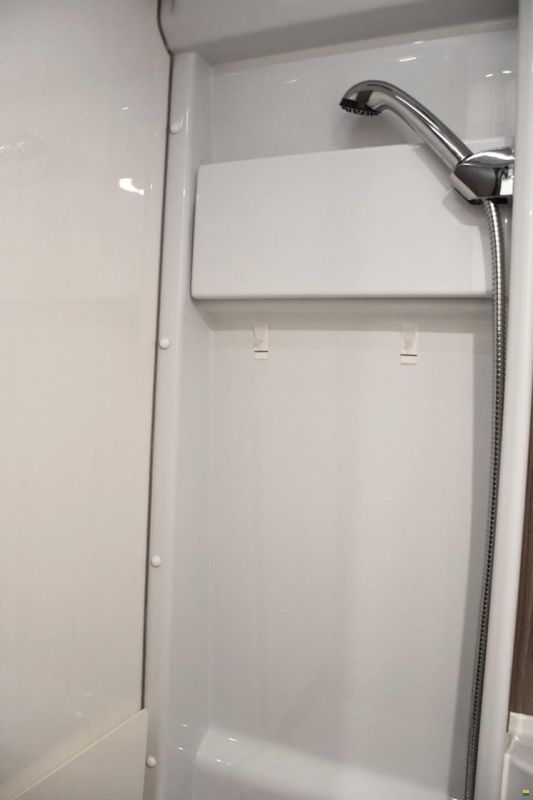 Malibu CARTHAGO VAN 640 LE RB CHARMING AUTOMAT