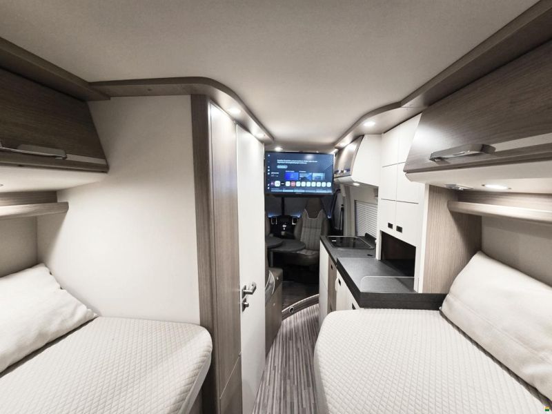 Malibu CARTHAGO VAN 640 LE RB CHARMING AUTOMAT