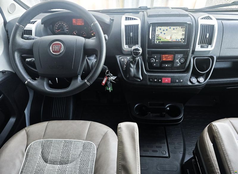 Malibu CARTHAGO VAN 640 LE RB CHARMING AUTOMAT