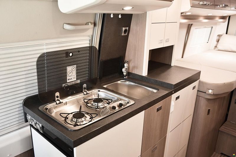 Carthago MALIBU VAN 640 LE RB CHARMING AUTOMAT