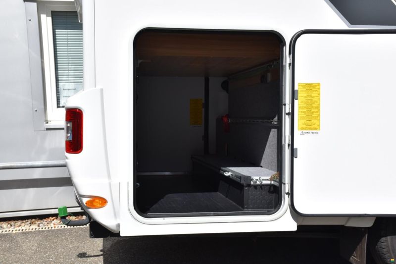 Adria MATRIX 600 SC PLUS 2.3 MJ 160 AUTOMAT