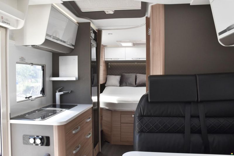 Adria MATRIX 600 SC PLUS 2.3 MJ 160 AUTOMAT