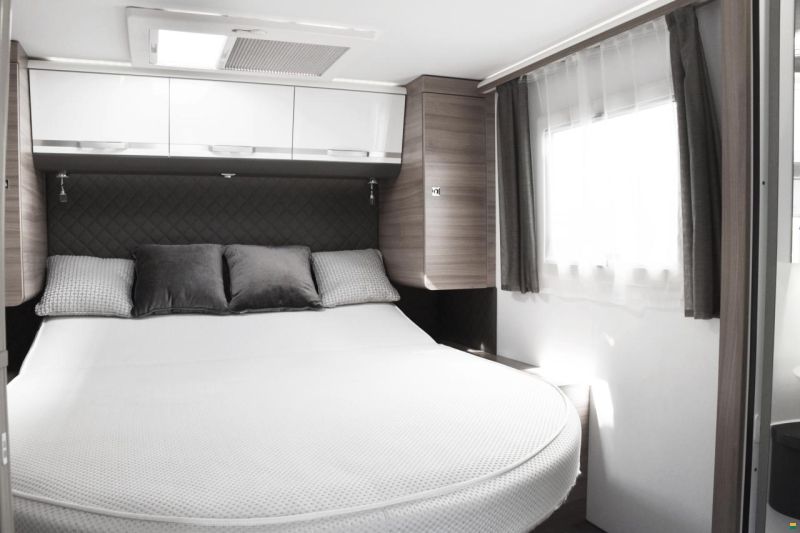 Adria MATRIX 600 SC PLUS 2.3 MJ 160 AUTOMAT