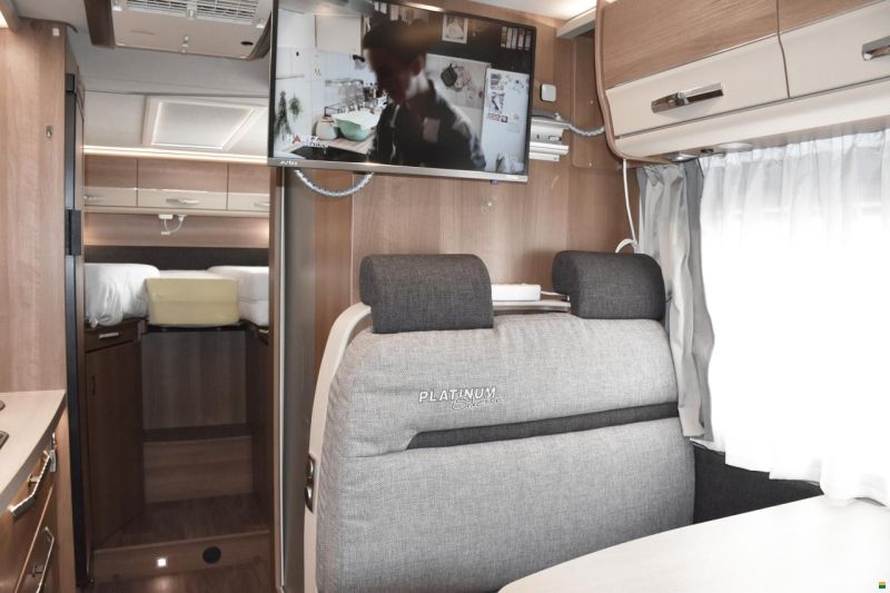 Knaus VAN TI 650 MEG PLATINUM SELECTION 2.0