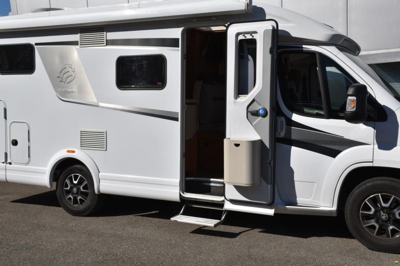 Knaus VAN TI 650 MEG PLATINUM SELECTION 2.0