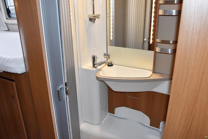 Knaus VAN TI 650 MEG PLATINUM SELECTION 2.0