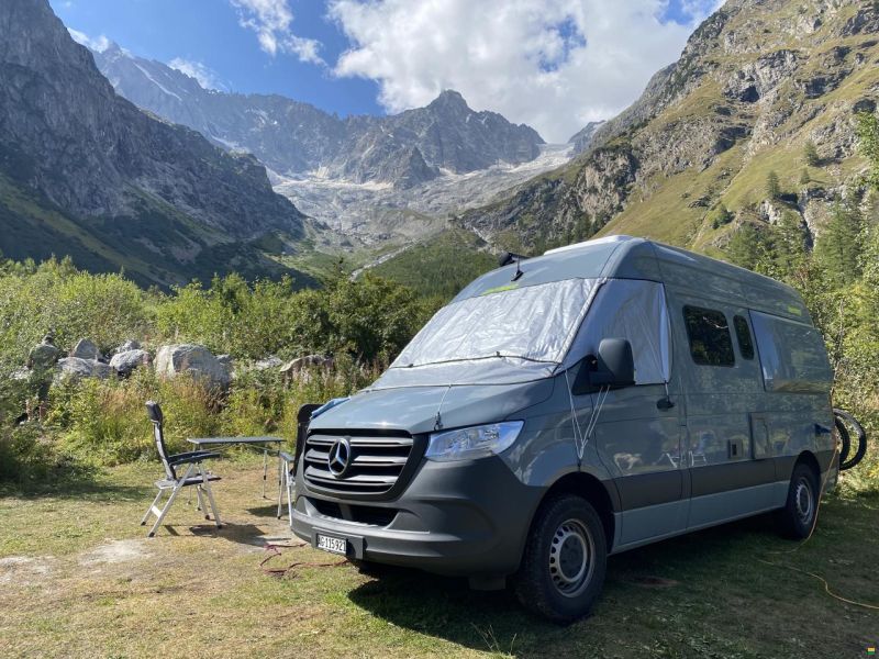 Hymer Grand Canyon S