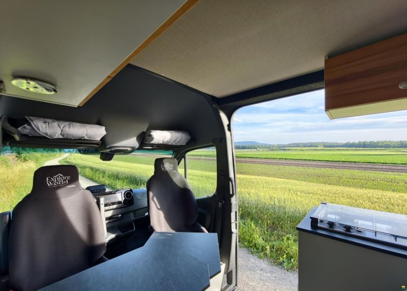 Mercedes Benz CreaVan Sprinter 4x4 Custom