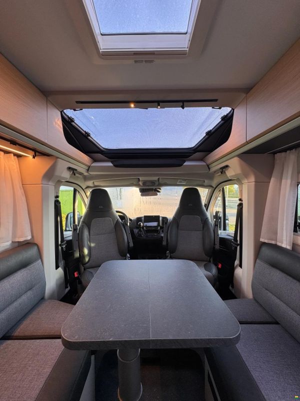 Adria COMPACT SELECT DL