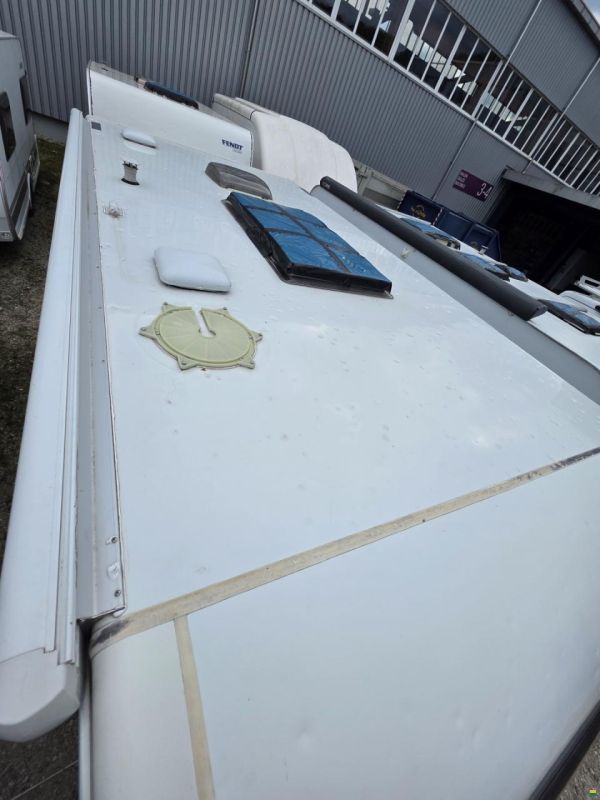 Eriba Nova 465