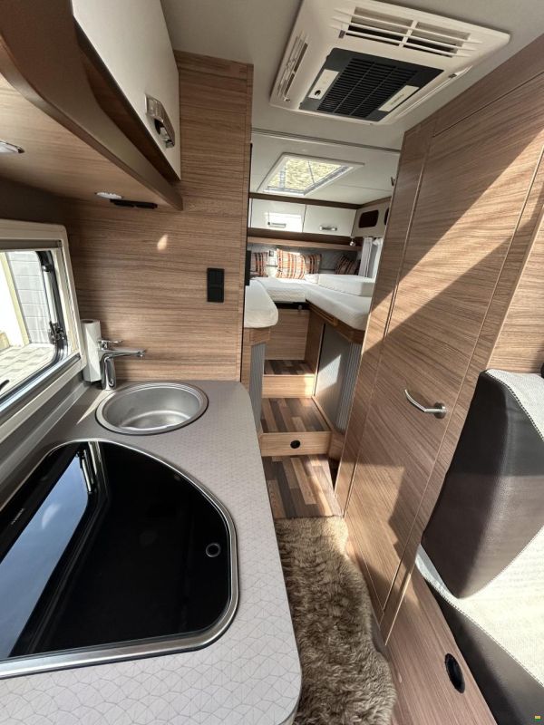 Weinsberg CaraCompact MB640 MEG Pepper Edition OWN