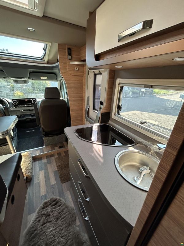 Weinsberg CaraCompact MB640 MEG Pepper Edition OWN