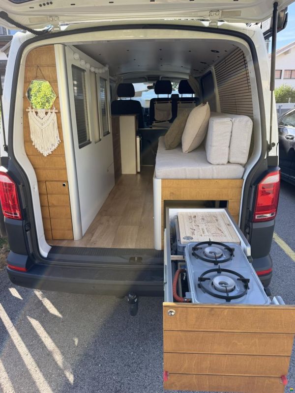 Volkswagen T6 transporter