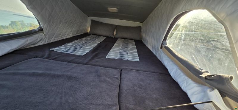 LMC Breezer V646