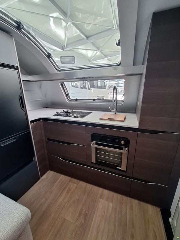 Adria Alpina 663 HT