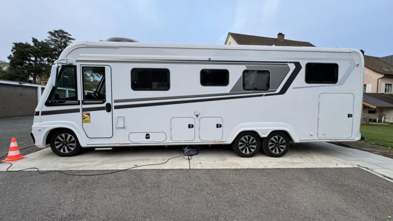 Knaus Sun I 900