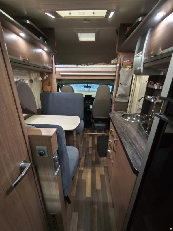 Knaus Sky Traveller 600 DKG