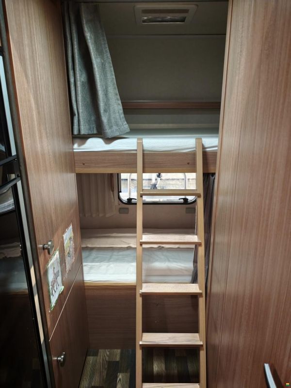 Knaus Sky Traveller 600 DKG