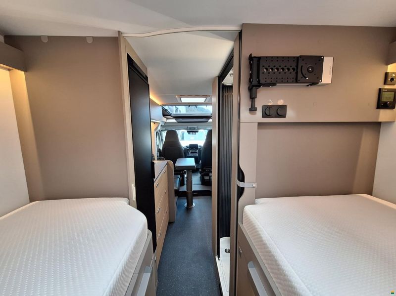 Adria Compact Select DL