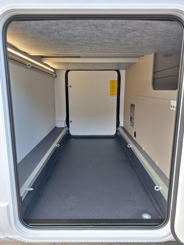 Adria Compact Select DL