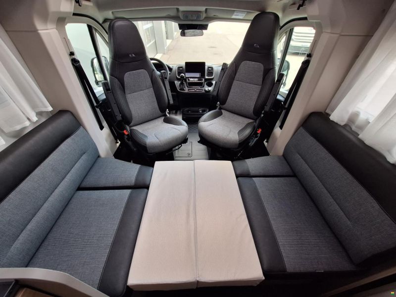 Adria Compact Select DL