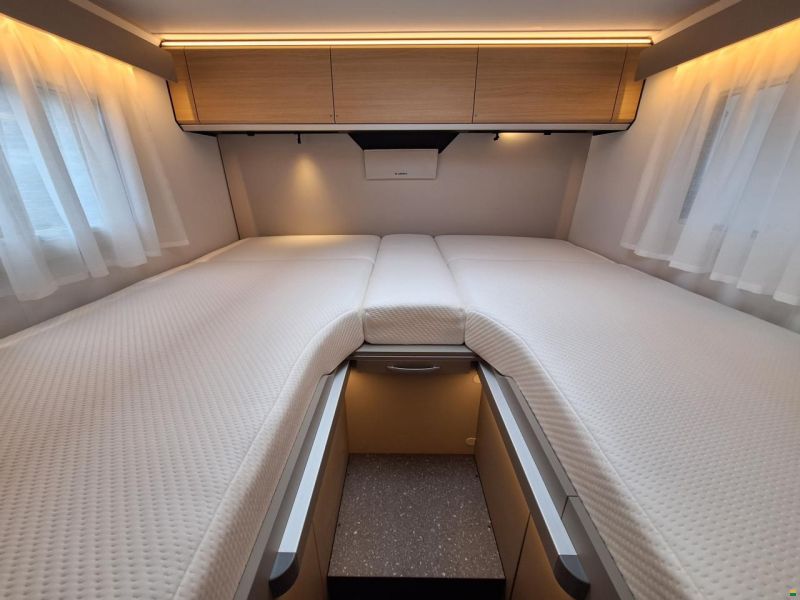 Adria Compact Select DL