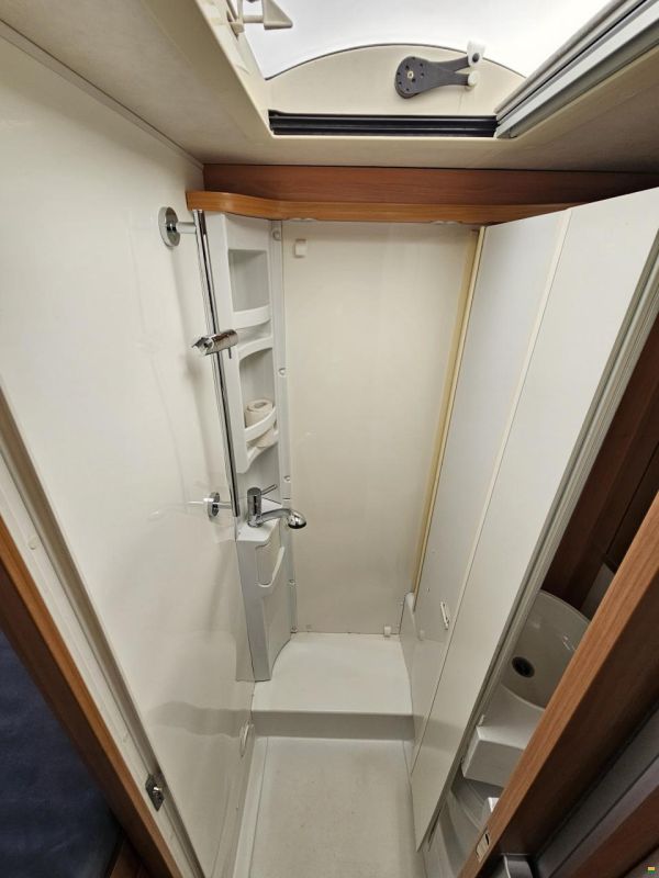 Hymer Van 512 mit Dachklima!
