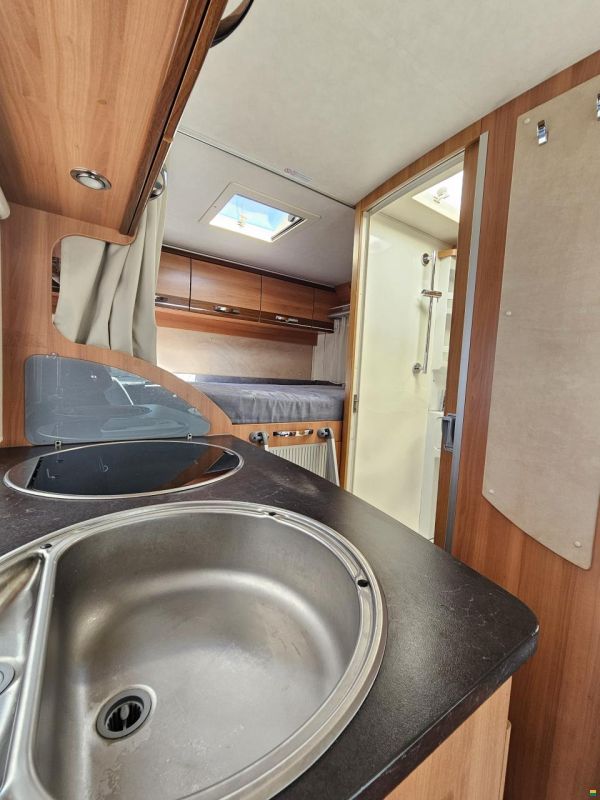 Hymer Van 512 mit Dachklima!