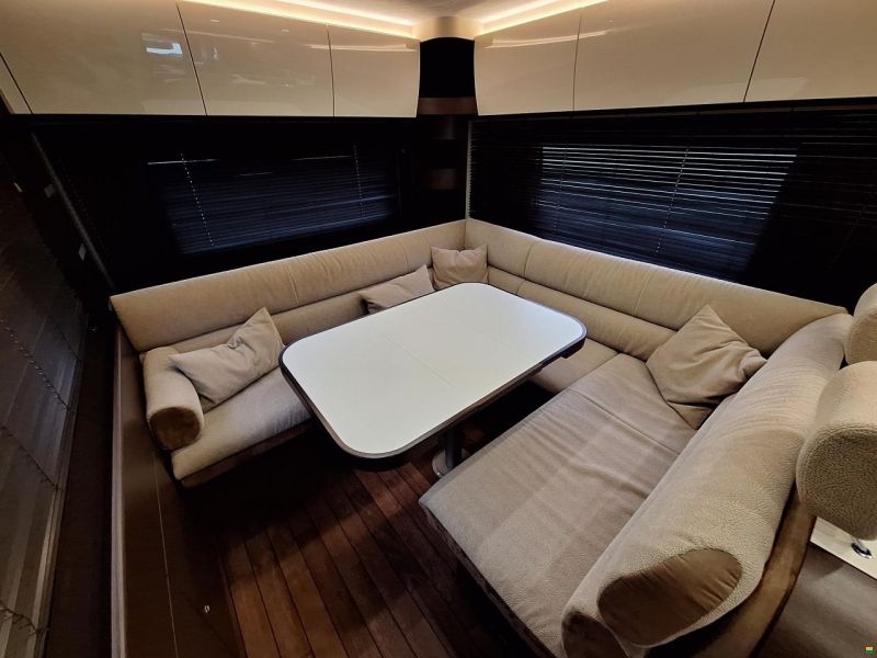 Concorde Carver 890 RRL