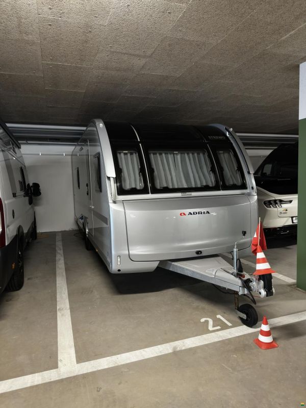Adria Adora 572 UT Oxford Edition