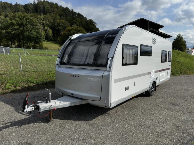 Adria Adora 572 UT Oxford Edition