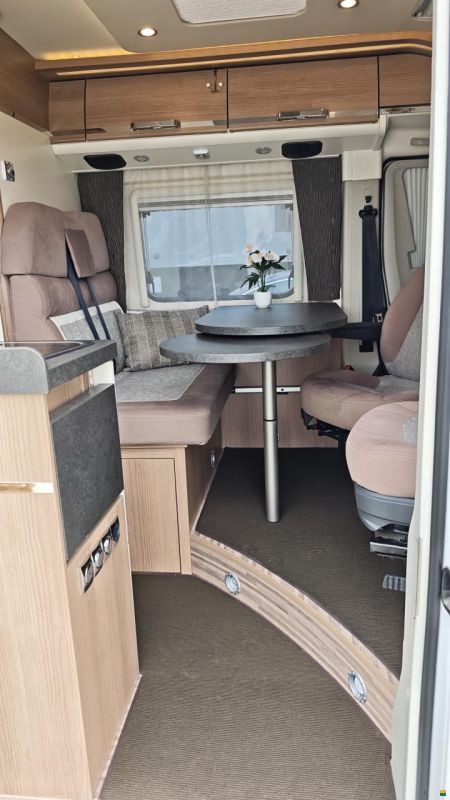 Malibu Carthago Van Charming 640GT