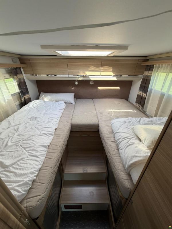 Adria Coral Plus S670 SL