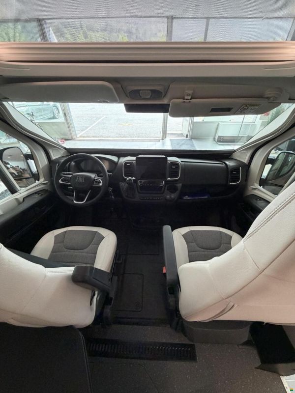 Adria Twin Select 640 SGX