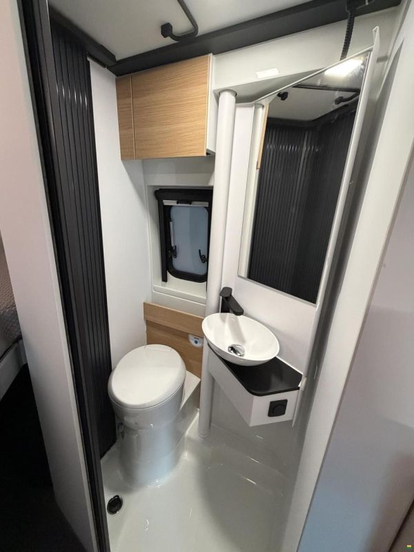 Adria Twin Select 640 SGX