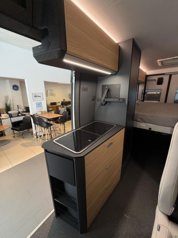 Adria Twin Select 640 SGX