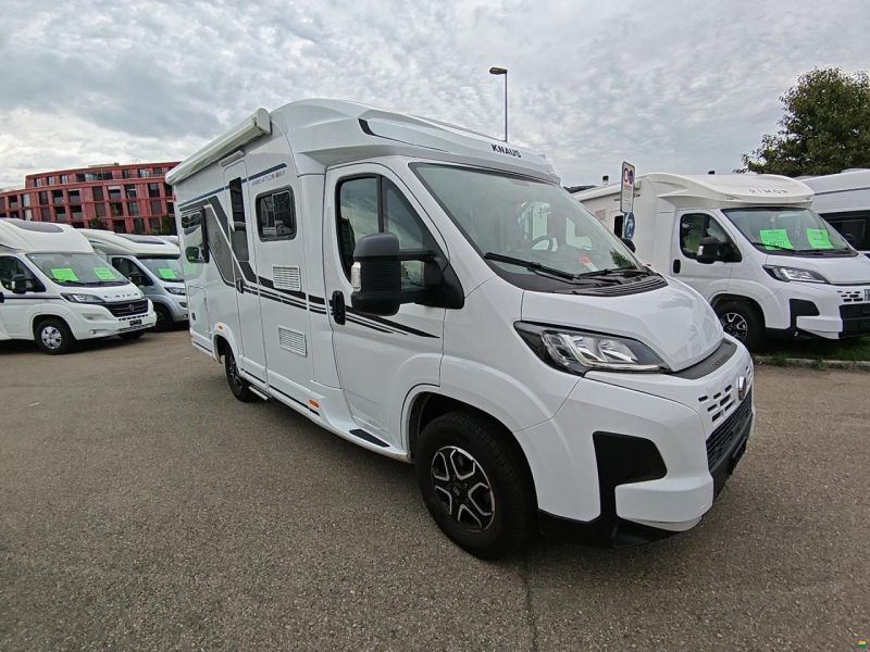 Knaus R11