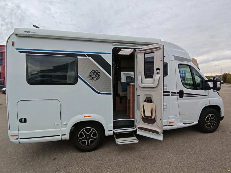 Knaus R11
