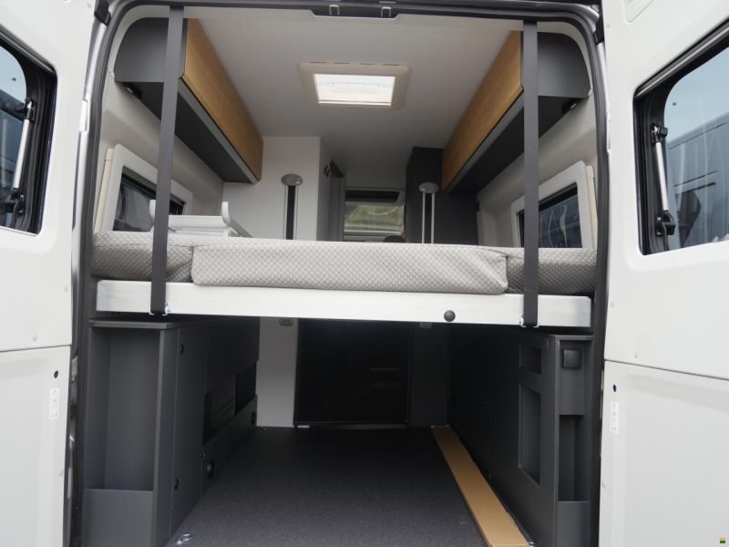 Adria Twin 640 SGX PotTop | 2027
