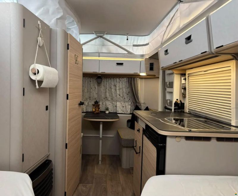 Eriba Touring 542 Urban, viel Zubehör