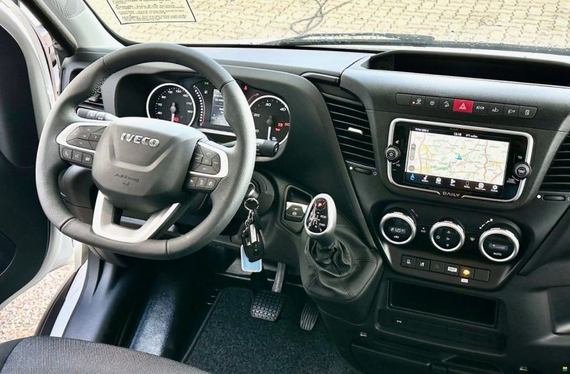 Iveco Phoenix 8000 BMRS LG Maxi-Alkoven