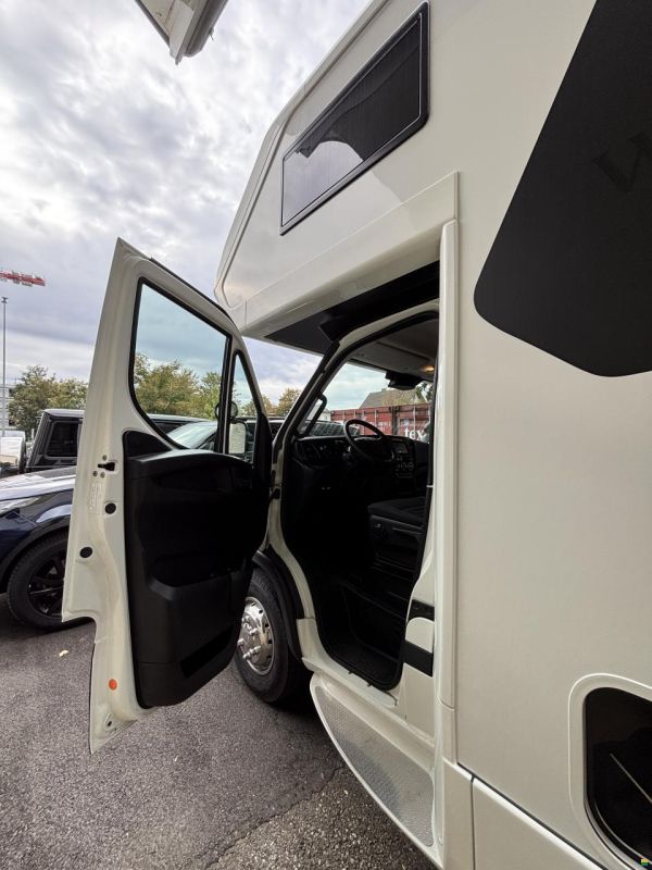 Iveco-Concorde Cruiser 890 RRL