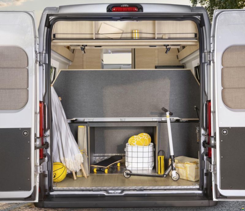 Rapido VAN V64