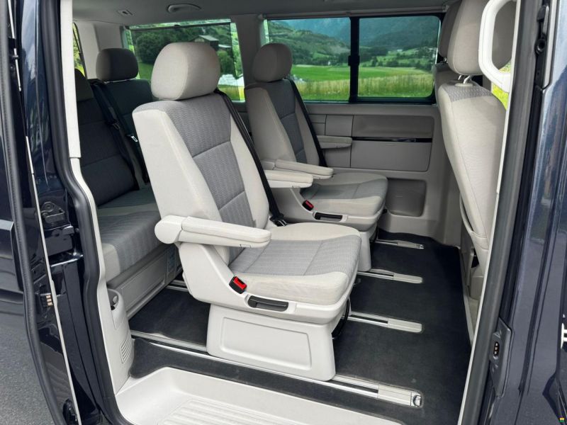 Volkswagen T6 Multivan 2.0 TDI Highline