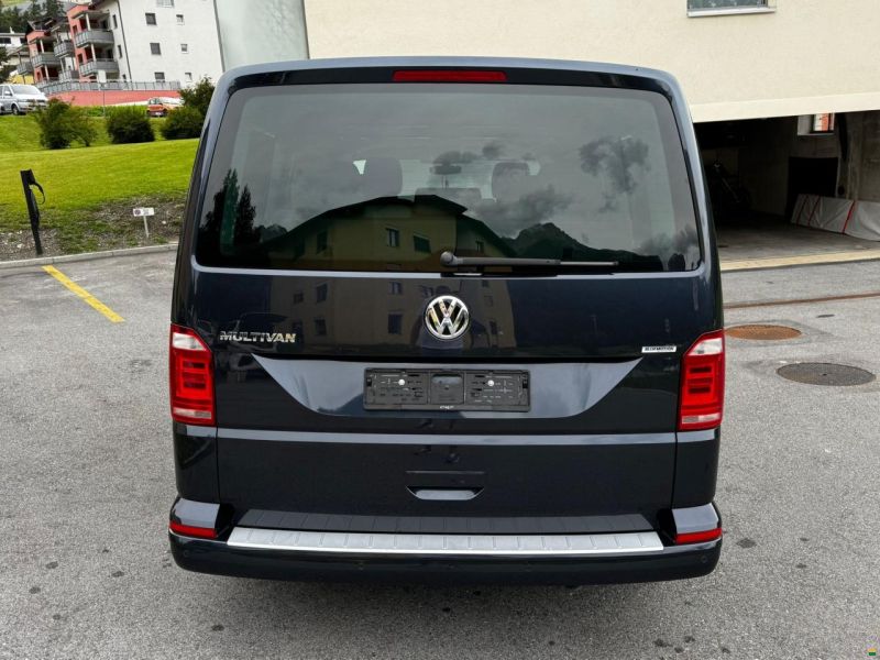 Volkswagen T6 Multivan 2.0 TDI Highline