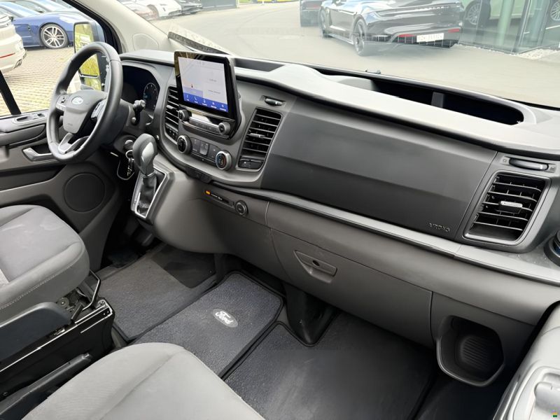 Ford Transit C Nugget 320L1