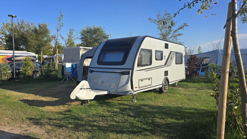 Knaus Südwind 540UE Black Selection