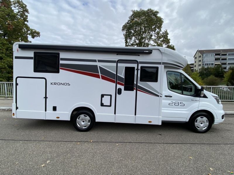 Roller Team Kronos 285TL, Ford 2.0TDCi 165PS Automat